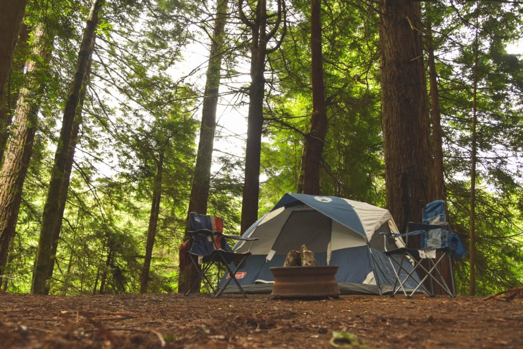 Šator u šumi