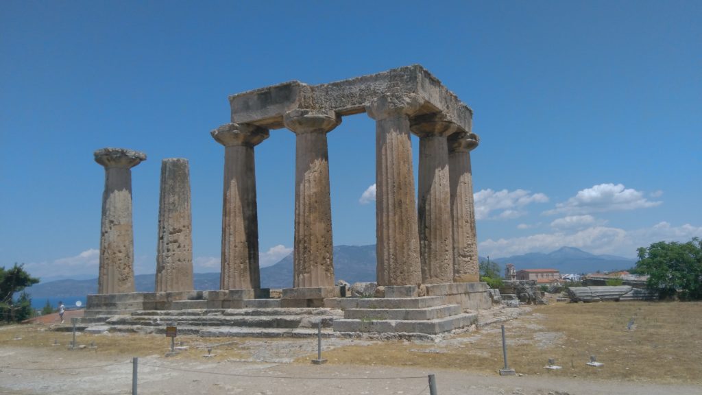 Apolonov hram, antički Korint